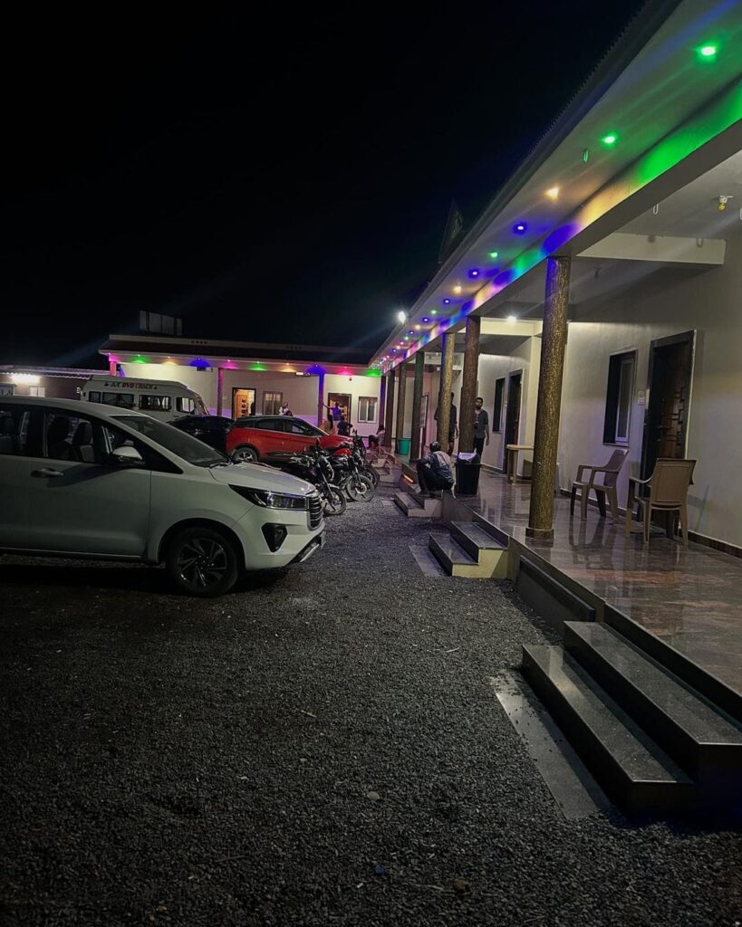 JC Resort Gandikota rooms camping stay options